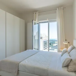 https://argiro-luxury-apartments.barihotels.org